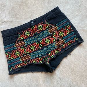 Topshop Moto festival shorts, black & tribal, sz 8
